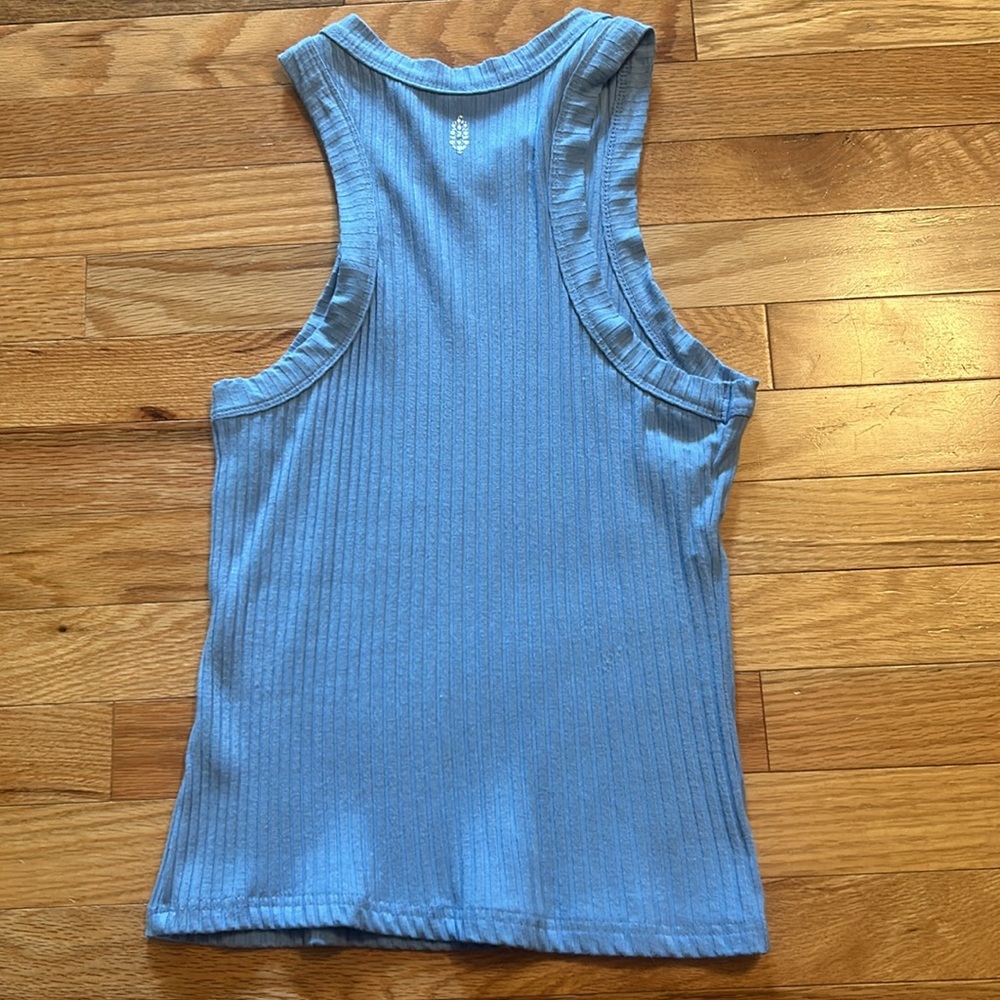 2 Free People blissed out tanks, both size small. Excellent condition- worn once - Picture 6 of 6